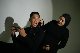 Thumbnail contoh foto maternity di Vibesroom Studio