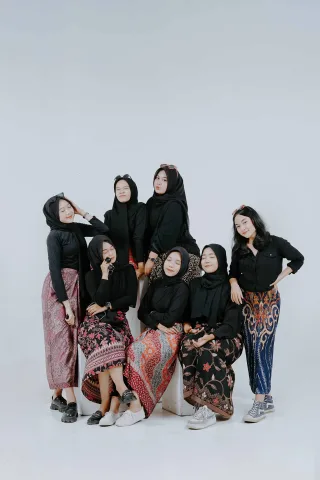 Thumbnail contoh foto self photo di Vibesroom Studio