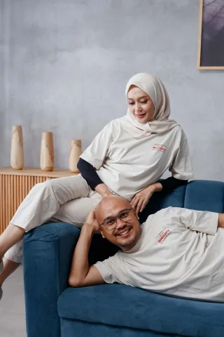 Thumbnail contoh foto twogether di Vibesroom Studio